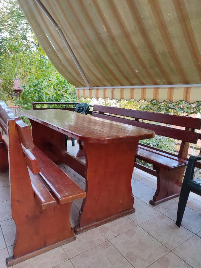 Vila Brazilor Качулата Экстерьер фото